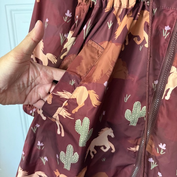 NWT PRINCESS HIGHWAY burgundy red cactus western horse printed windbreaker rain - Picture 3 of 8